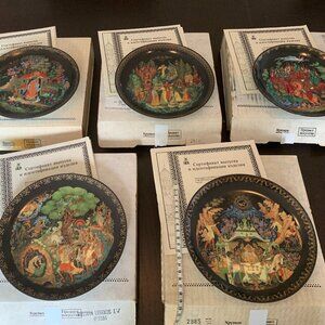 Paleh vintage Russian art collectible porcelain plate. Fairytales. 1988-89.